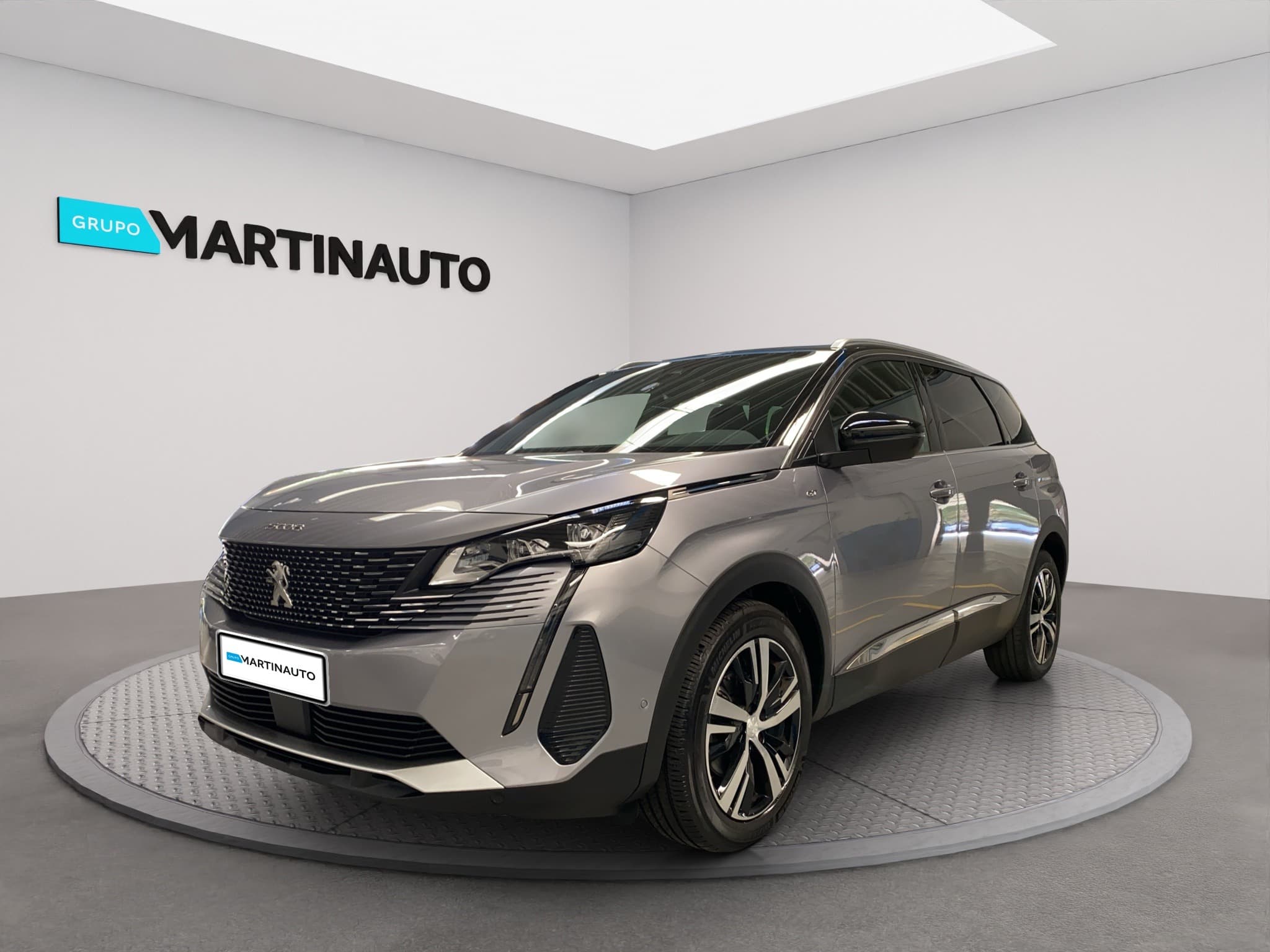 Foto Principal - Peugeot 5008