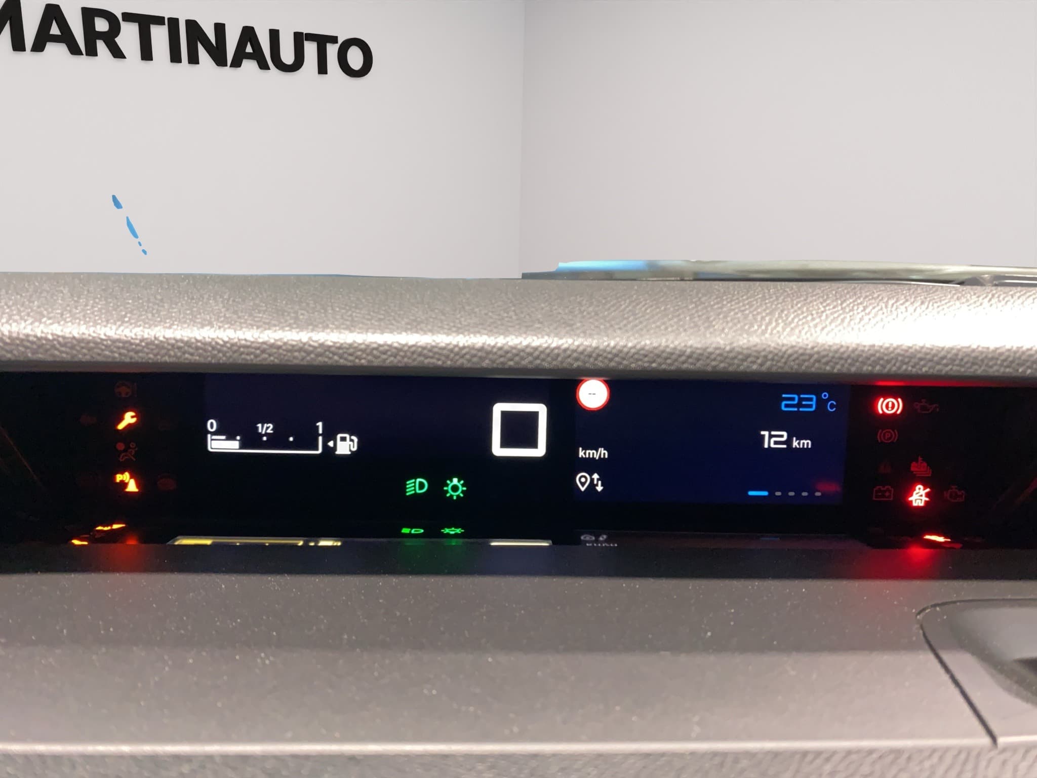 Miniatura 12