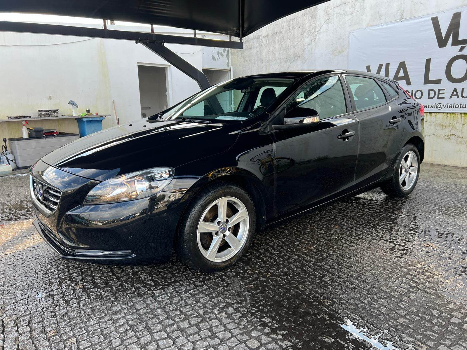 Foto Principal - Volvo V40