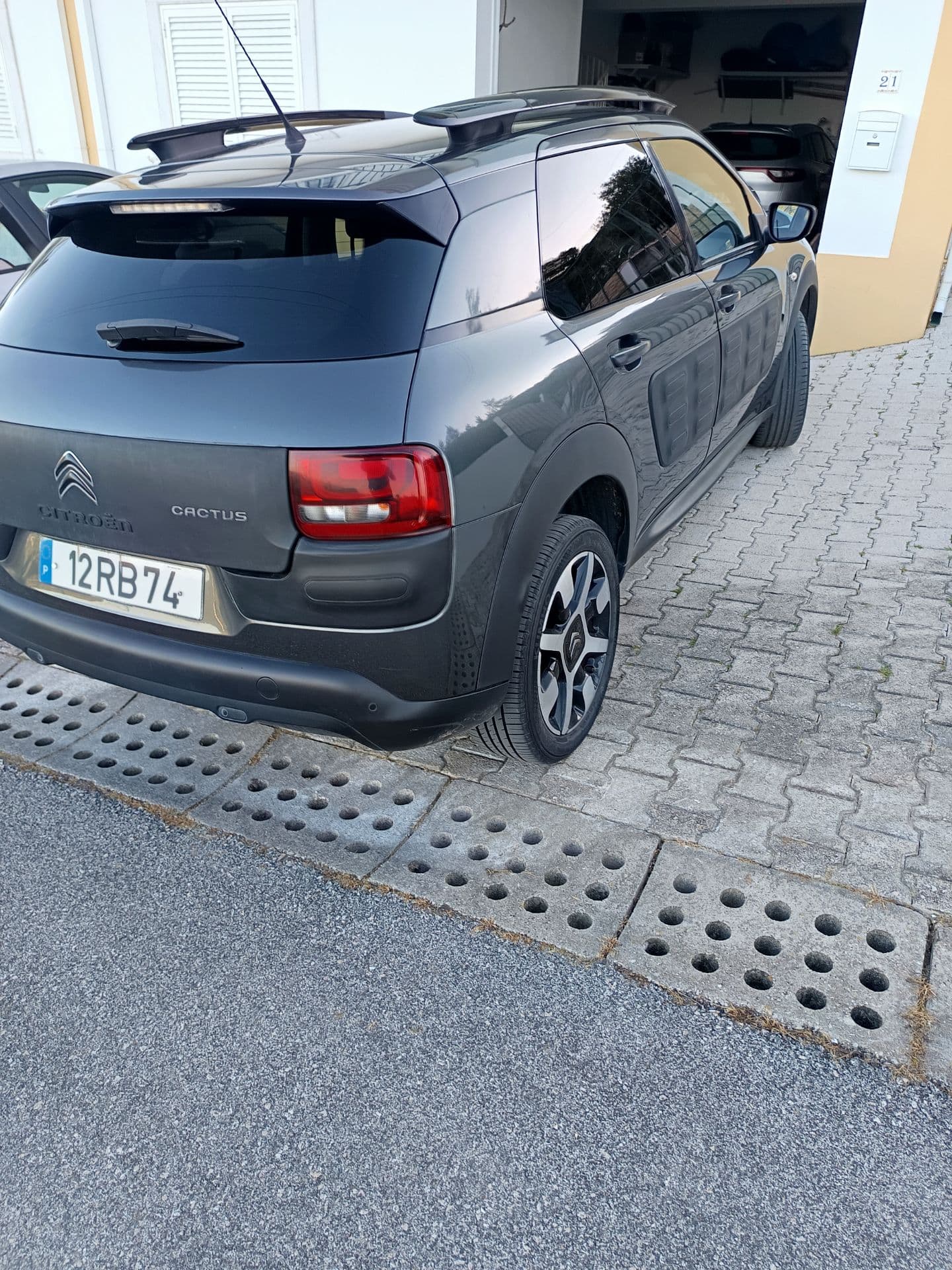 Miniatura 3