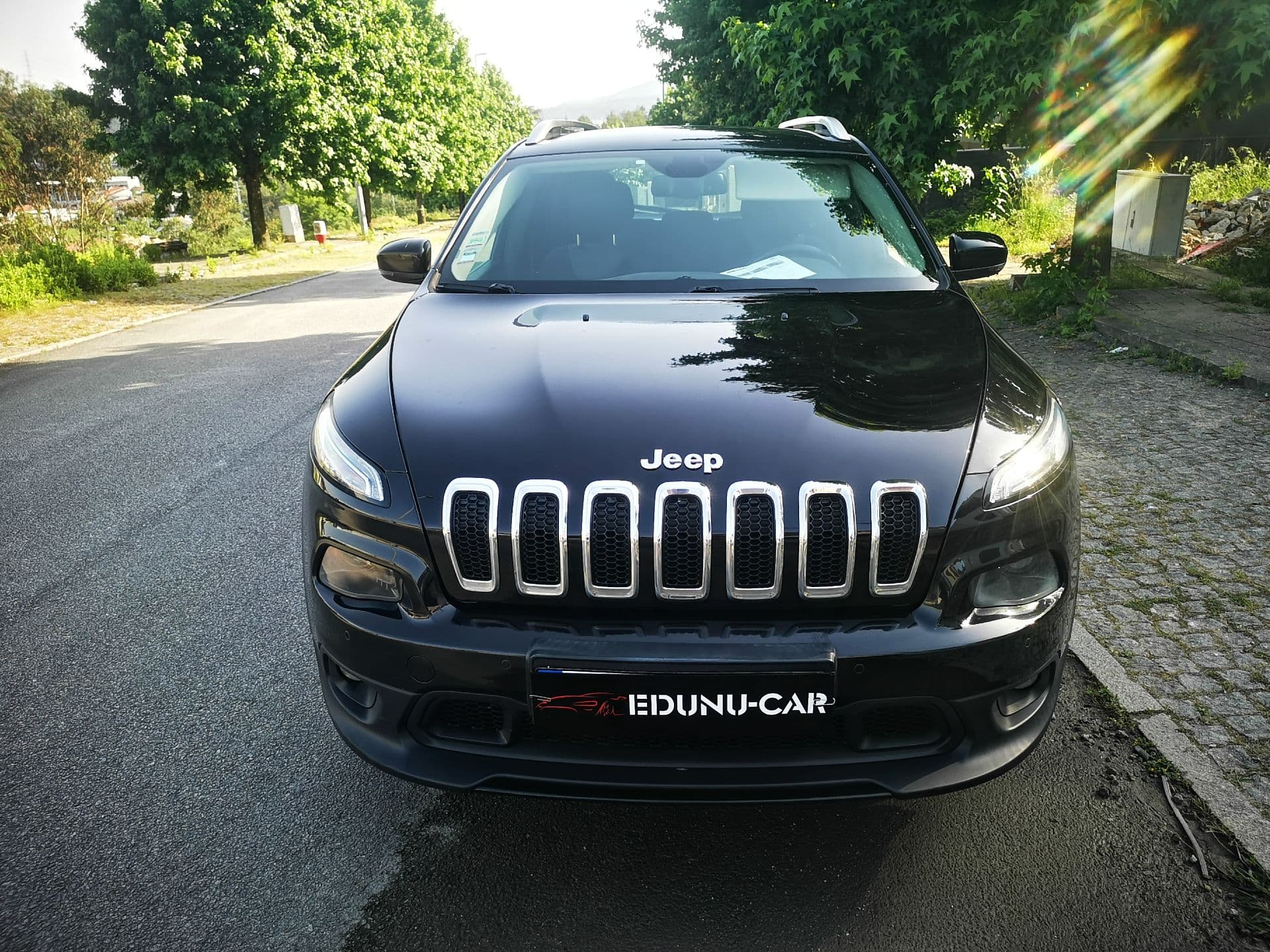 Foto Principal - Jeep Cherokee