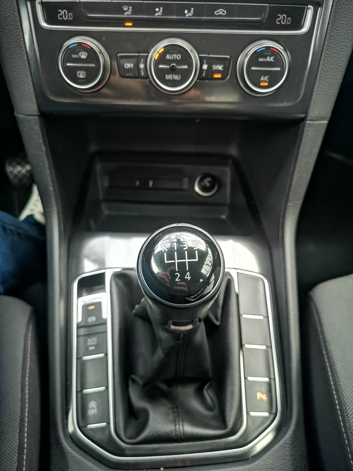 Miniatura 18