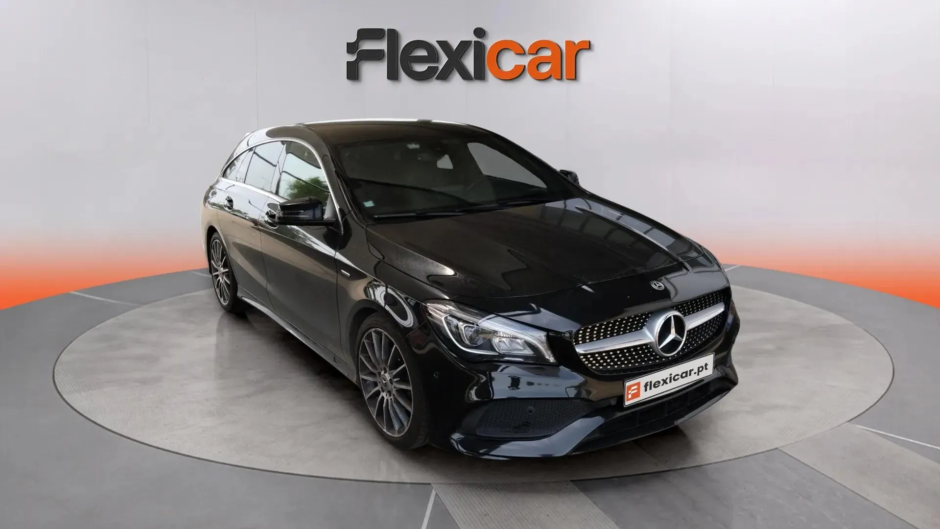 Foto Principal - Mercedes-Benz CLA 200