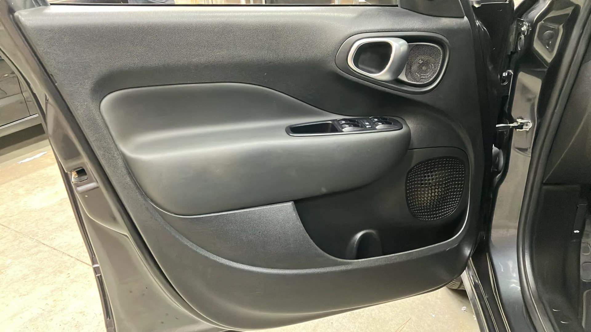 Miniatura 16