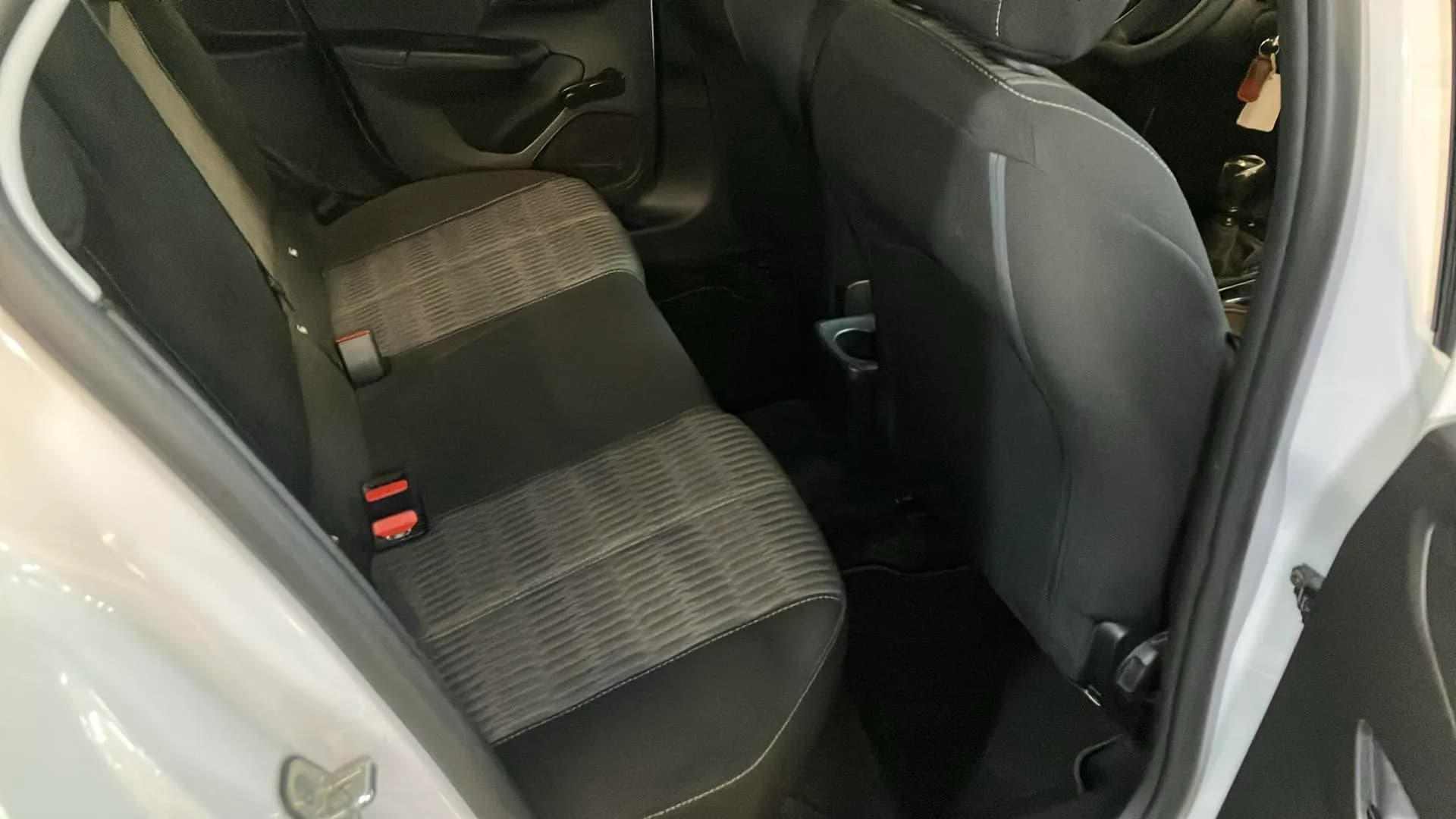 Miniatura 16