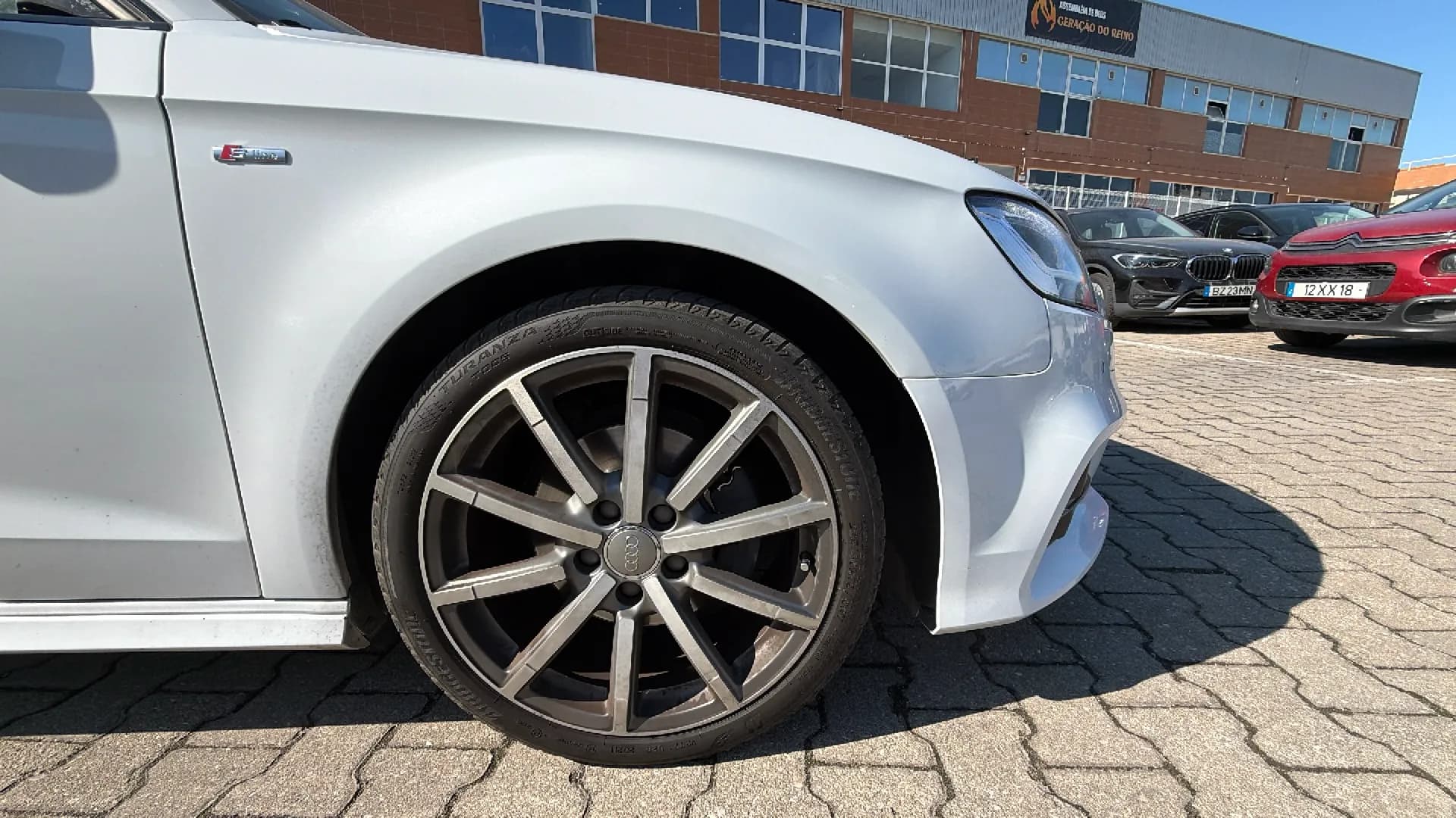Miniatura 11